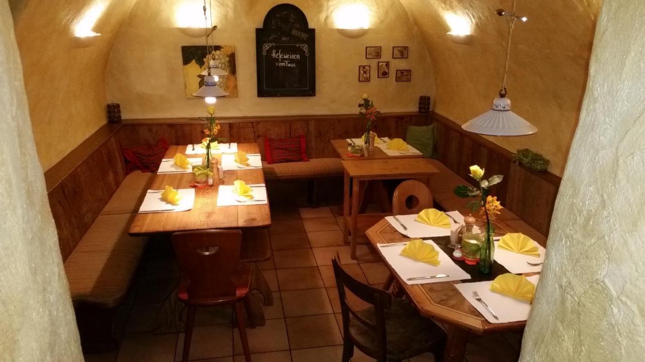 Gasthaus Kreuz Schruns Zewnętrze zdjęcie